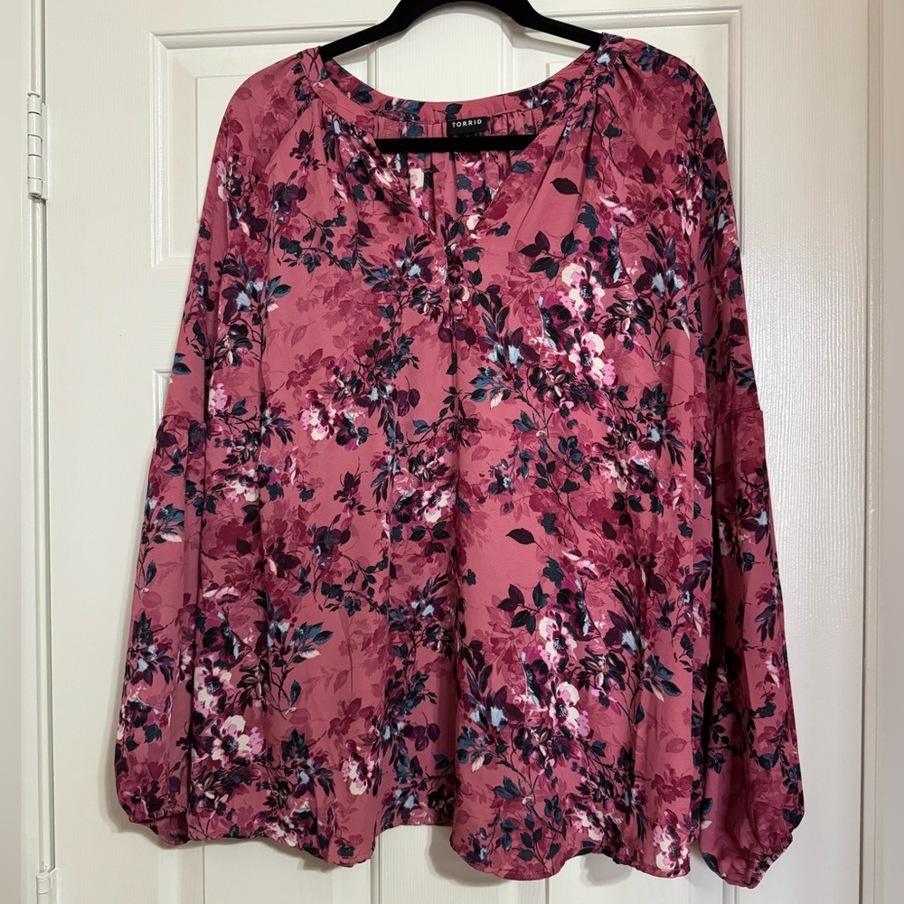 Torrid Gathered Sleeve Blouse